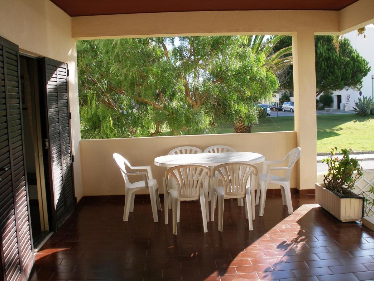 Apartment T2 Iberlagos Com Vista De Mar E Acesso Direto A Praia D. Ana